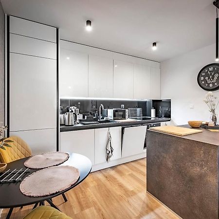 Apartments Centrum Hviezdoslav Poprad Eksteriør bilde